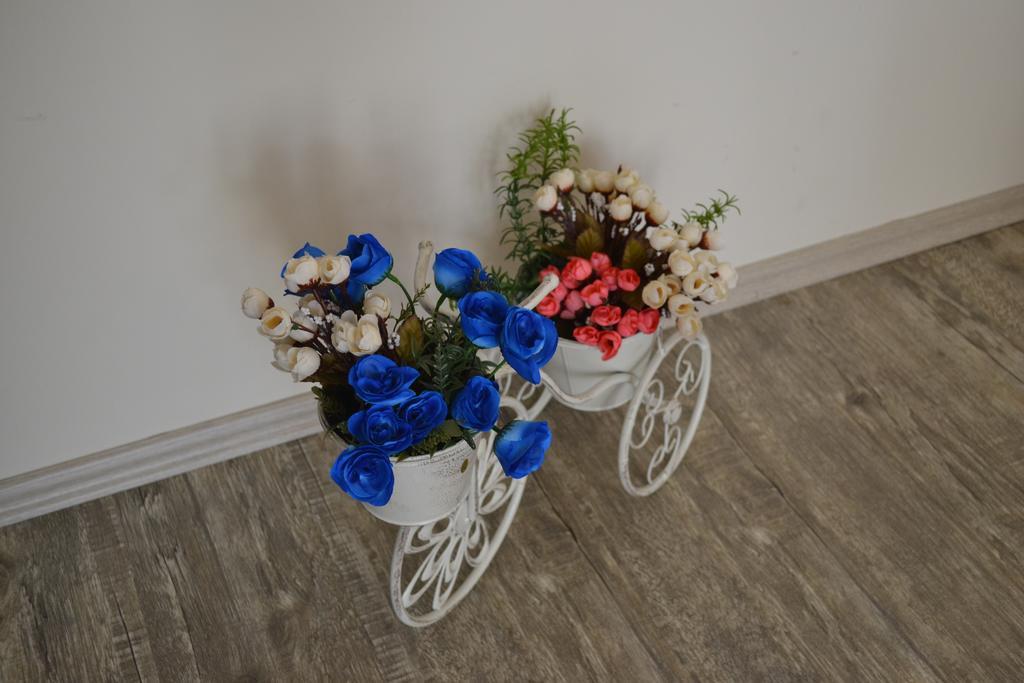 Family Apartment In Avlabari Tbilisi Exterior photo